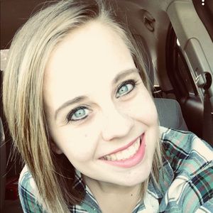 Meet your Posher, Bailey